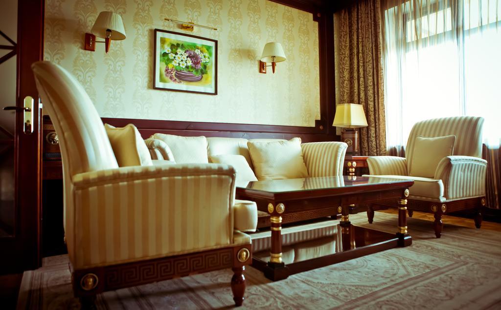 Astana Park Hotel Habitación foto